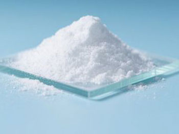 How does bulk pyridoxine B6 HCl powder enhance animal feed?